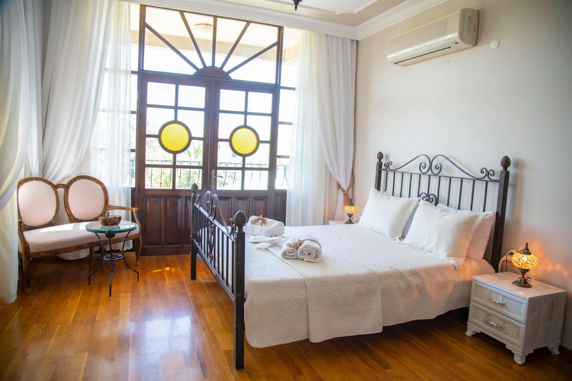 Kordelya Hotel Alacatı Bagian luar foto